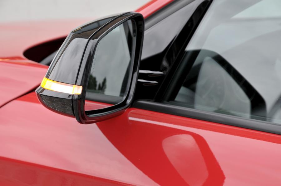  BMW 118i Sport Line 2011 года  (фото 21 из 185)
